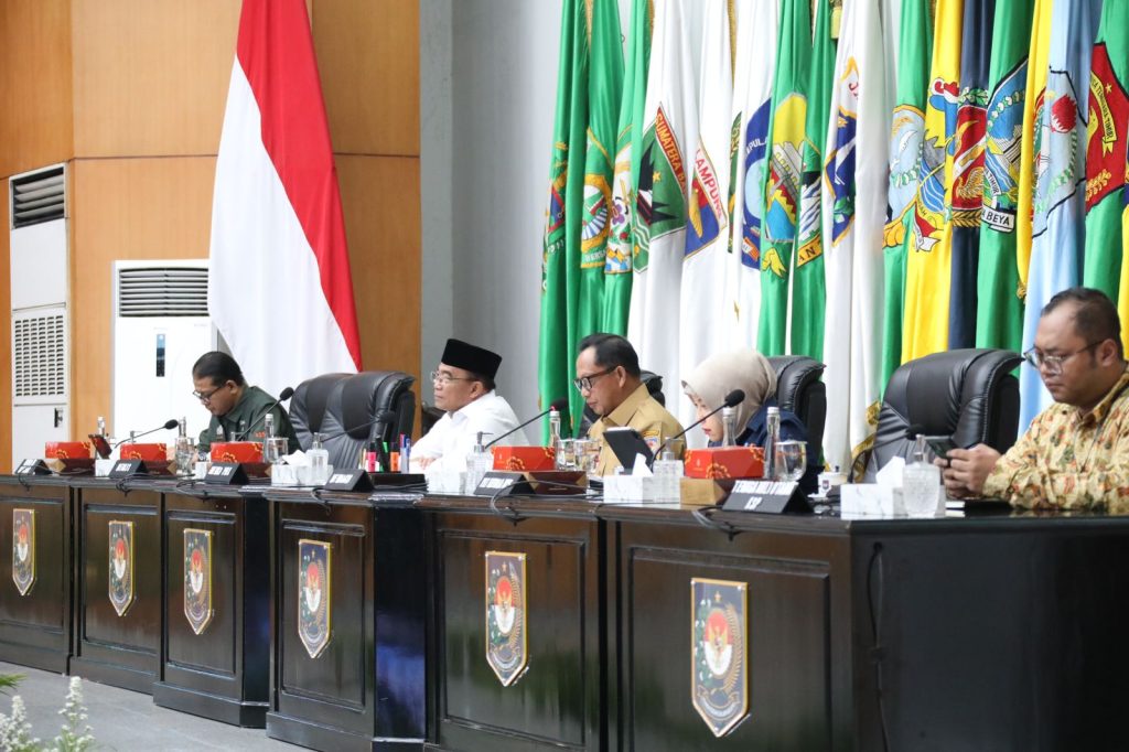 Mendagri Tito Konsisten Jaga Inflasi, Jelaskan Posisi Indonesia Bagus di Tingkat Global