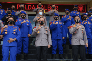 POLRI, KOMJEN POL AGUNG BUDI BERSAMA ASISTEN OPERASI KAPOLRI KUNJUNGI POLDA KALBAR