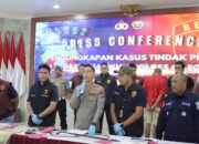 Satreskrim Polres Cilegon amankan tiga  pelaku geng motor/brandalan jalanan.