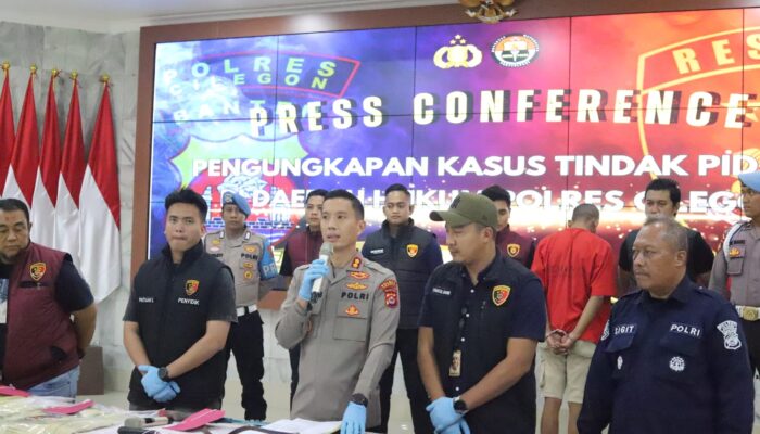 Satreskrim Polres Cilegon amankan tiga  pelaku geng motor/brandalan jalanan.