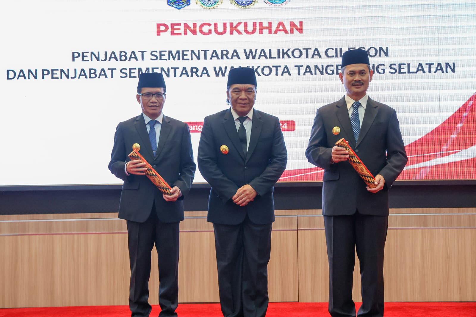 Dikukuhkan Jadi Pjs Wali Kota Cilegon, Nana Supiana Siap "Gas Pol"