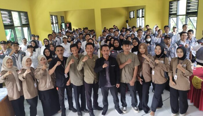 Panwascam Cikande Serang Lantik dan Berikan Pembekalan PTPS Se Kecamatan Cikande