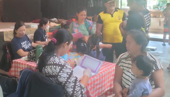 Bhabinkamtibmas Desa Singakerta, Pantau Kegiatan Posyandu Di Wilayah Binaan