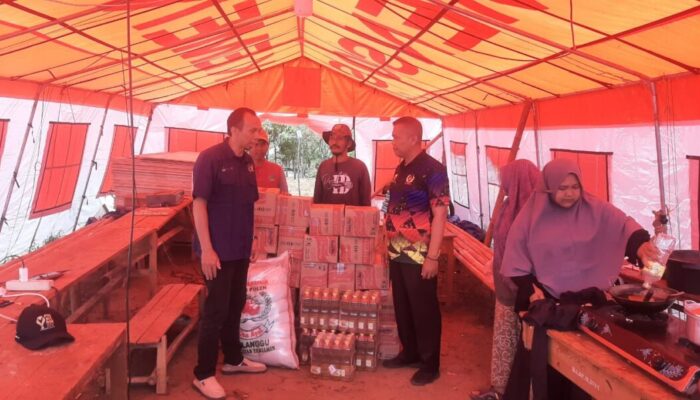 Peduli Korban Longsor di Sukabumi, PWI Kabupaten Bogor Salurkan Bantuan Sembako