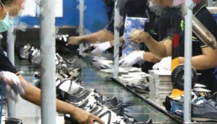 BK – LSM Desak Disnaker Lebak Evaluasi Semua Perusahaan Soal Upah dan Rekrutmen Karyawan