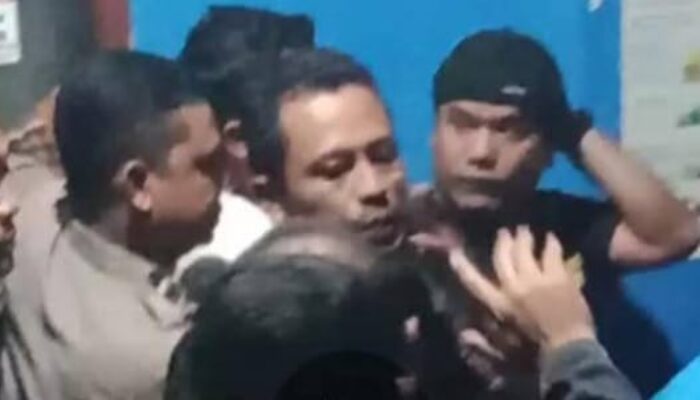 Virall !! Oknum Prangkat Desa di Lebak Selingkuh Dengan Perempuan Bersuami