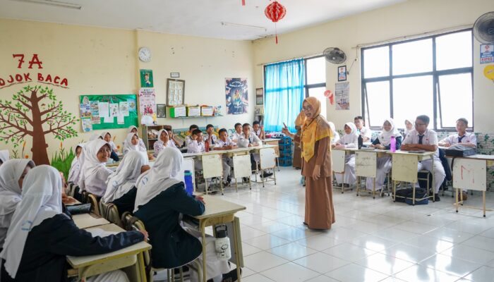 DP3AP2KB Kota Cilegon Tanamkan Pendidikan Karakter Lewat Program Birokrat Mengajar rangka 100 hari kerja Wali Kota Cilegon