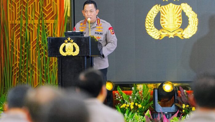 Kapolri Buka Rakernis Gabungan Divisi Polri, Resmikan Gedung Baru dan Terima Blueprint Humas 20 Tahun ke Depan