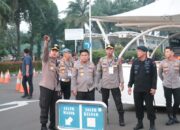 Kapolda Metro Jaya Tinjau Langsung Situasi Keamanan May Day 2025 di Sekitar Gedung DPR/MPR RI