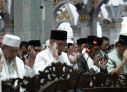 Salat Idul Adha 1446 H di Masjid Agung Nurul Ikhlas, Wali Kota Robinsar Resmikan Pengelolaan Masjid oleh Pemkot