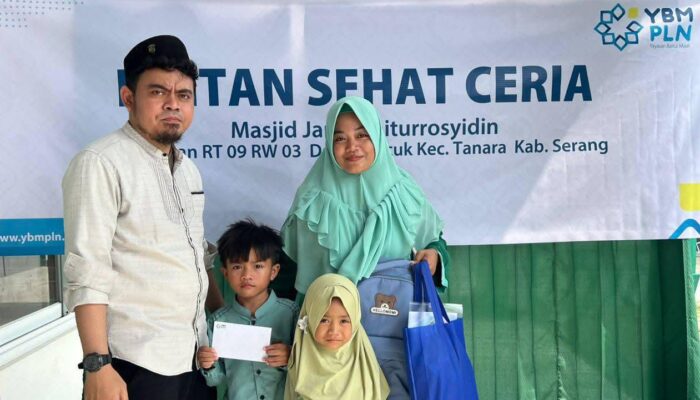 Sunatan Massal Meriahkan Sabtu Pagi di Masjid Jami Baiturrosyidin