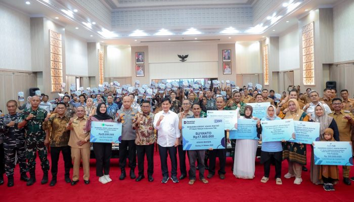 Gubernur Andra Soni: Penyaluran KUR Wujud Asta Cita Ke-6 untuk Pemerataan Ekonomi