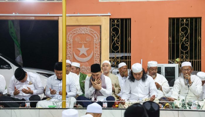 Hadiri Haul Hj Siti Rubaiah, Wagub Dimyati: Bentuk Cinta dan Penghormatan Orang Tua