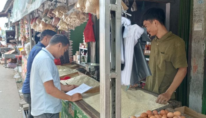 ‎Tekan Inflasi, Polres dan Disperindag Cilegon Terus Pastikan Harga Beras Tetap Stabil