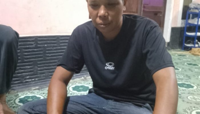 Diduga Oknum Kades Dan Perangkat Desa Sindangratu Sita HP Wartawan Saat Menjalankan Tugas