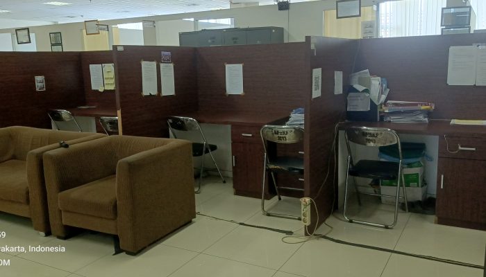 Puluhan Meja Kosong di Jam Kerja, Investigasi Jurnal KUHP Sorot Disiplin Pegawai Pemkot Cilegon