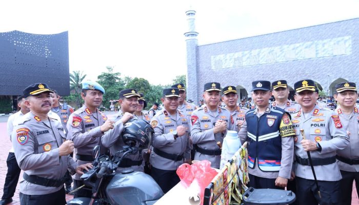 Kapolda Banten Pimpin Apel Besar Bhabinkamtibmas Tahun 2025