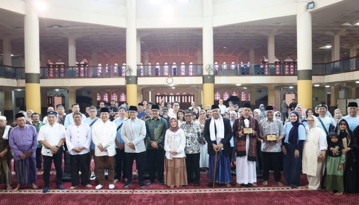 Hadir di Bandung, Gubernur Andra Soni Kenang Warisan Moral R.A.A. Wiranatakusumah V