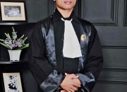 Adv. Prija Maxy Theozipa S.H., C.PFW., C.MDF., C.JKJ. BENDUM DPP FERADI Ucapkan Selamat Peserta Sumpah FERADI WPI di P.T. Surabaya