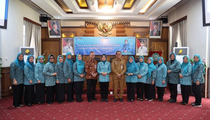 Tinawati Andra Soni Dorong Penyelarasan Program PKK Kabupaten dan Kota di Banten