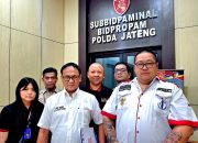 M.Arifin didampingi Adv.Donny (FERADI WPI- SUBUR JAYA) dipriksa PAMINAL Jateng Terkait adukan Oknum Kanit Reskrim Polsek Banjarsari Surakarta AKP “H” dugaan beking perampasan mobil