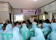 Bintek Paralegal Posbakumdes Di Kecamatan Padarincang Oleh H.E Karmana Sejak Tanggal 8 Desember Bergiliran Di 14 Desa Sampai Hari Terakhir