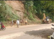 Gerak Cepat Dinas PUPR Tangani Longsor Di Jalan Cileles Gunungkencana 
