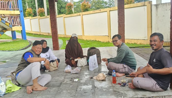 Family Time JURNALKUHP.COM Biro Kota Cilegon Pererat Kebersamaan Jurnalis dan Keluarga