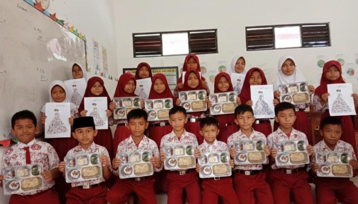 Ratusan Siswa SDN 1 Kapunduhan Harapkan Program Makanan Bergizi Gratis Segera Terealisasi