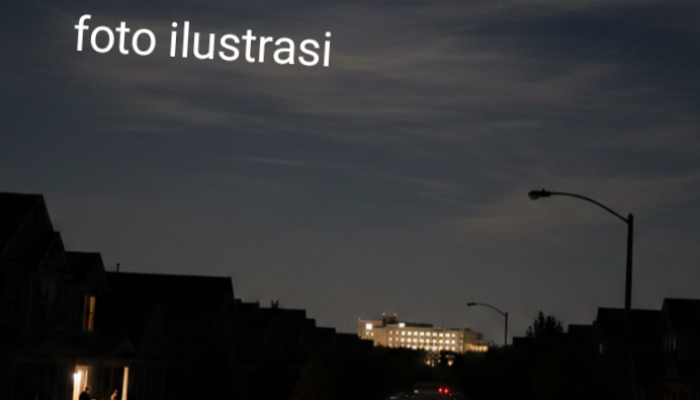 Warga Desa Curug Panjang Keluhkan Mati Lampu Saat Berbuka Puasa, Diduga Terjadi Pemadaman Sebagian