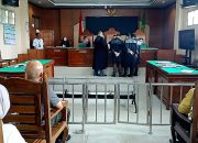 Hakim Meminta Terdakwa dihadirkan, Jaksa menyatakan itu tugas Pengacara sebagai Pemohon PK, KETUM FERADI menyatakan tidak perlu berdasarkan KUHAP terbaru