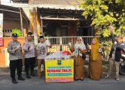 Tingkatkan Sedekah di Bulan Penuh Berkah, Kelurahan Ciwaduk Berbagi 200 Paket Takjil