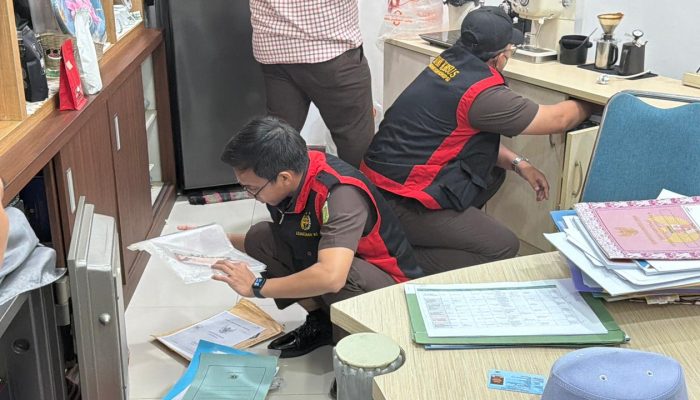 Penyidik Kejati Kaltim Geledah Kantor ESDM, Buru Bukti Dugaan Korupsi Penambangan CV AJI