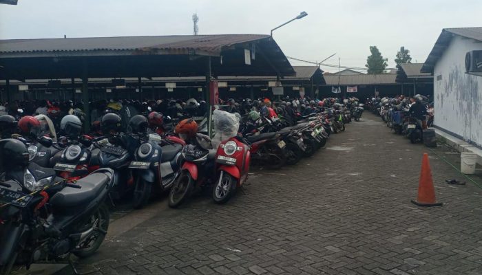 Praktik Pungli Berkedok Parkir di PT Nikomas Gemilang, Aktivis Minta APH Turun Tangan