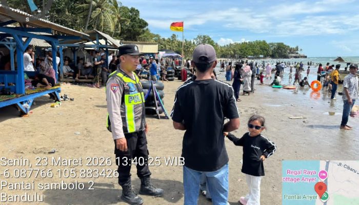 Kapolsek Anyer: Arus Lalin Lancar, Wisatawan Diimbau Tertib dan Utamakan Keselamatan