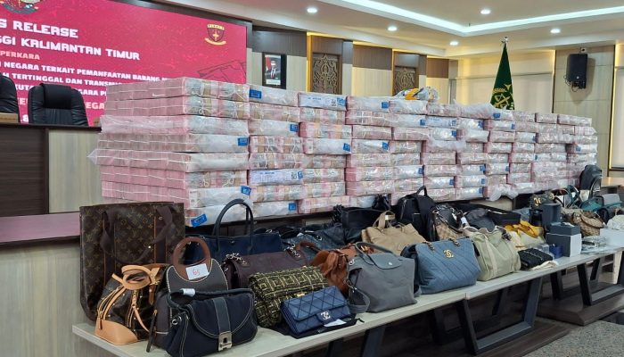Penyidikan Dugaan Tambang Ilegal di Kaltim, Kejati Sita Uang Ratusan Miliar hingga Aset Mewah