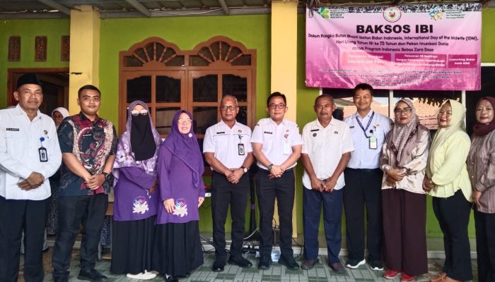 Ikatan Bidan Indonesia ( IBI ) Kota Cilegon Mengelar Acara Baksos Terpadu di Randakari, Peringati Hari Ikatan Bidan Internasional dan HUT IDI ke-75