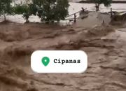 Musibah Banjir Bandang di Cipanas Lebak, Tempat Mengaji Ikut Terseret Arus