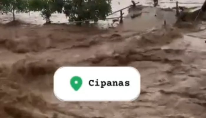 Musibah Banjir Bandang di Cipanas Lebak, Tempat Mengaji Ikut Terseret Arus