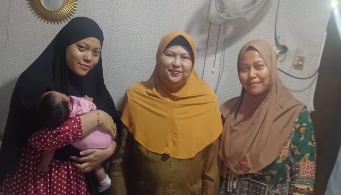 Kunjungan Takziah, Drg. Rully Kusumawardhany MM Sampaikan Doa dan Keprihatinan atas Insiden Ledakan LPG
