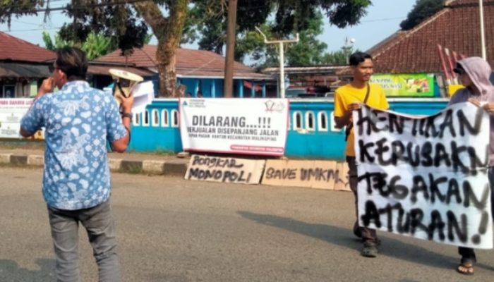 Aksi Unjuk Rasa, Koalisi Masyarakat Peduli Lingkungan Desak Audit dan Evaluasi Pengelolaan SPPG di Lebak Selatan 