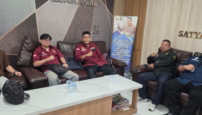 Pendampingan Saksi Terlapor Hendra Warsito Di Polres Metro Jakarta Barat oleh Adv. Donny Andretti, S.H., S.Kom., M.Kom., Ass. Adv. Yoshua Rivaldo, S.K.M.,C.MDF., C.PFW., C.JKJ., & Ass.Adv.Mohamad Farhan, S.H.