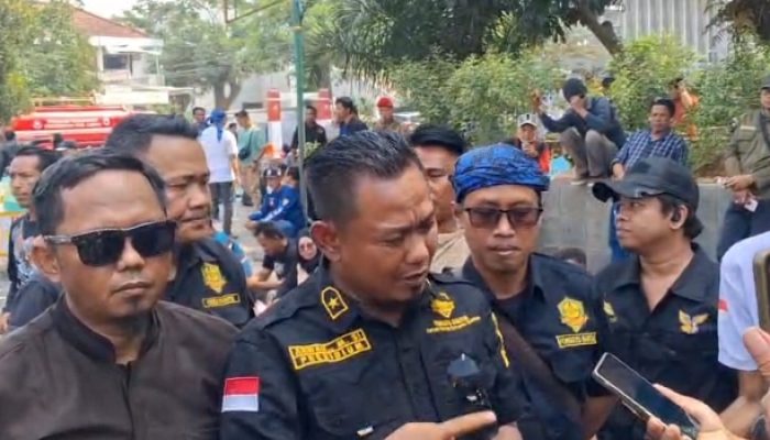 Aksi Besar di DPRD Lebak, Aliansi ALARM Tuntut Keadilan atas Dugaan Kekerasan terhadap Aktivis Uun