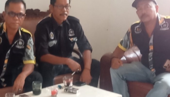 Camat Cibadak Tak Hadiri Audiensi, GMBI Wilter Banten: Hak Pekerja 7 Bulan Jangan Diabaikan